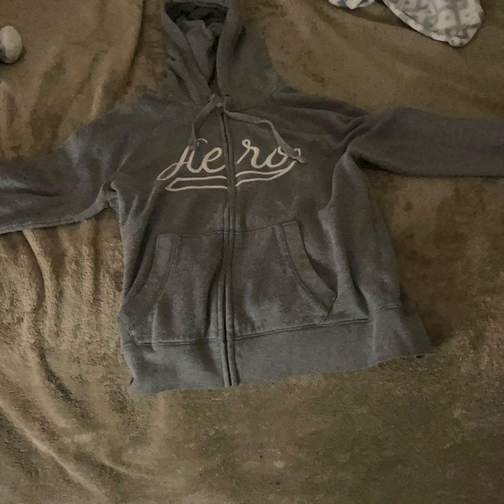 Grey old navy sweater